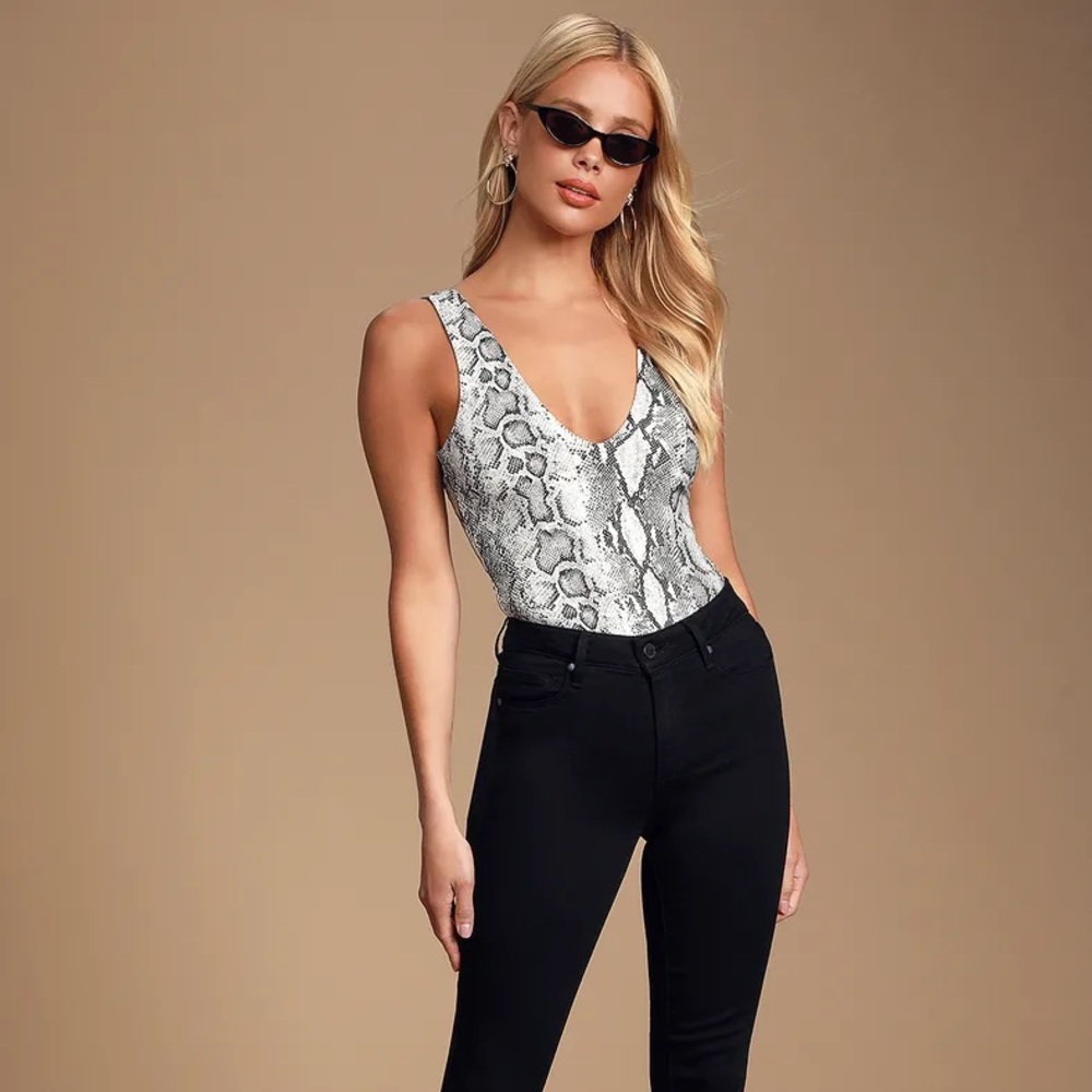 WILDLIFE BLACK AND WHITE SNAKE PRINT BODYSUIT